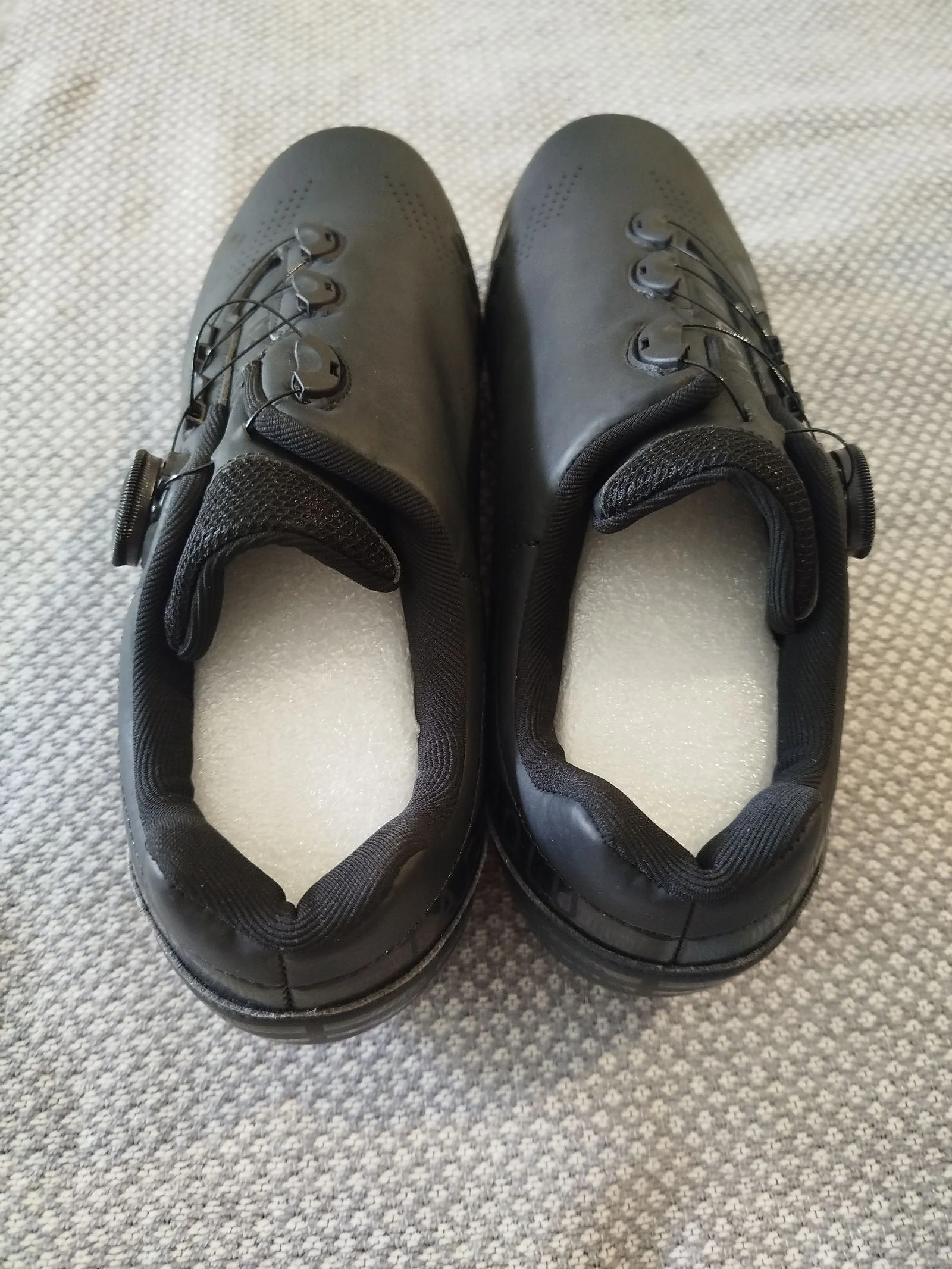 Zapatillas Ciclismo Talla 45 Negras – photo 2